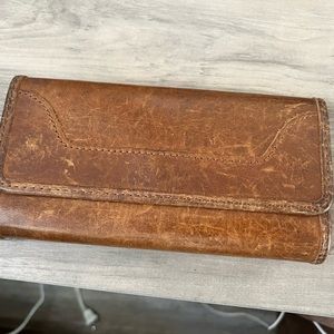 Frye wallet